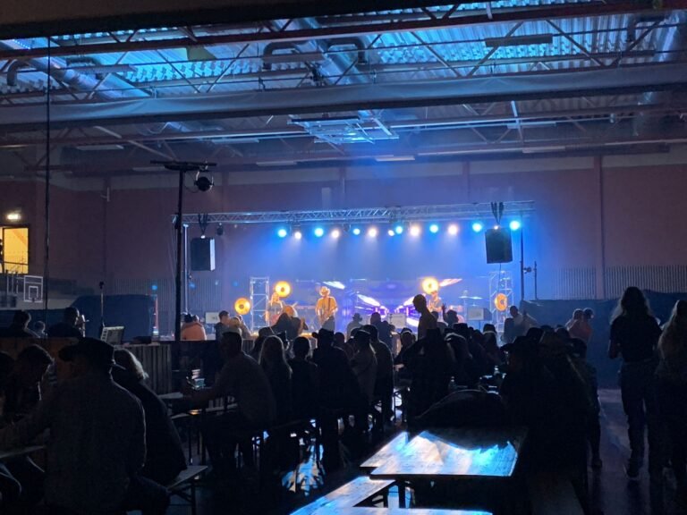 Bad Brooks – lyd og lysutstyr – Countryweekend Travparken | Arena Akustikk