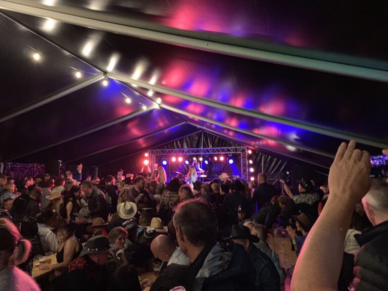 Festivaltelt – countryfest – Konserter | Arena Akustikk